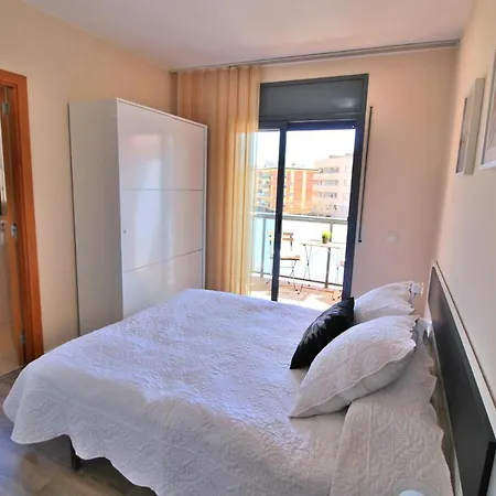 Al15 - 1 Familias A 300 M Playa Fenals Apartment