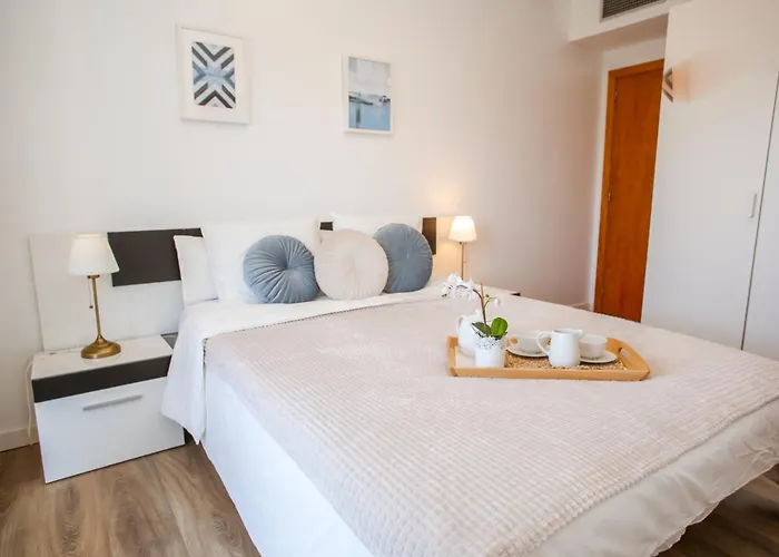 Al15 - 1 Familias A 300 M Playa Fenals Appartement *