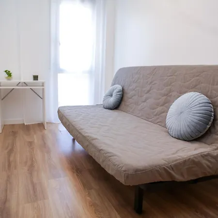 Al15 - 1 Familias A 300 M Playa Fenals Apartamento